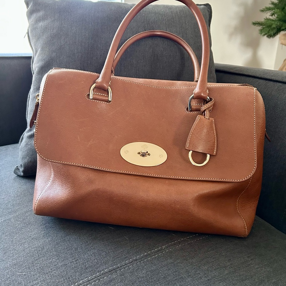 Mulberry Brown Floral Interior